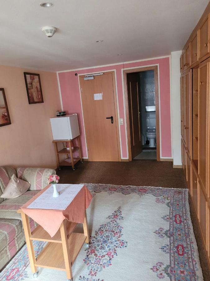 Bed and Breakfast Gaestehaus Luise Моншау Екстер'єр фото